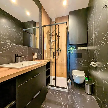 Debowa 4 By Homeprime Apartment *